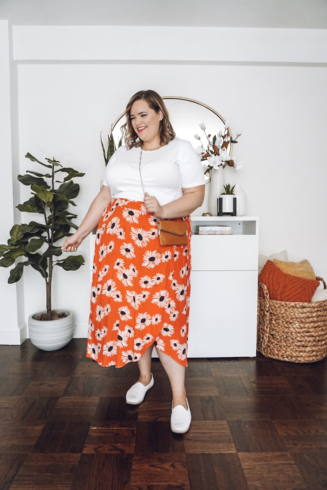 HOW TO STYLE A MIDI SKIRT FOR SPRING - PLUS SIZE MIDI SKIRTS