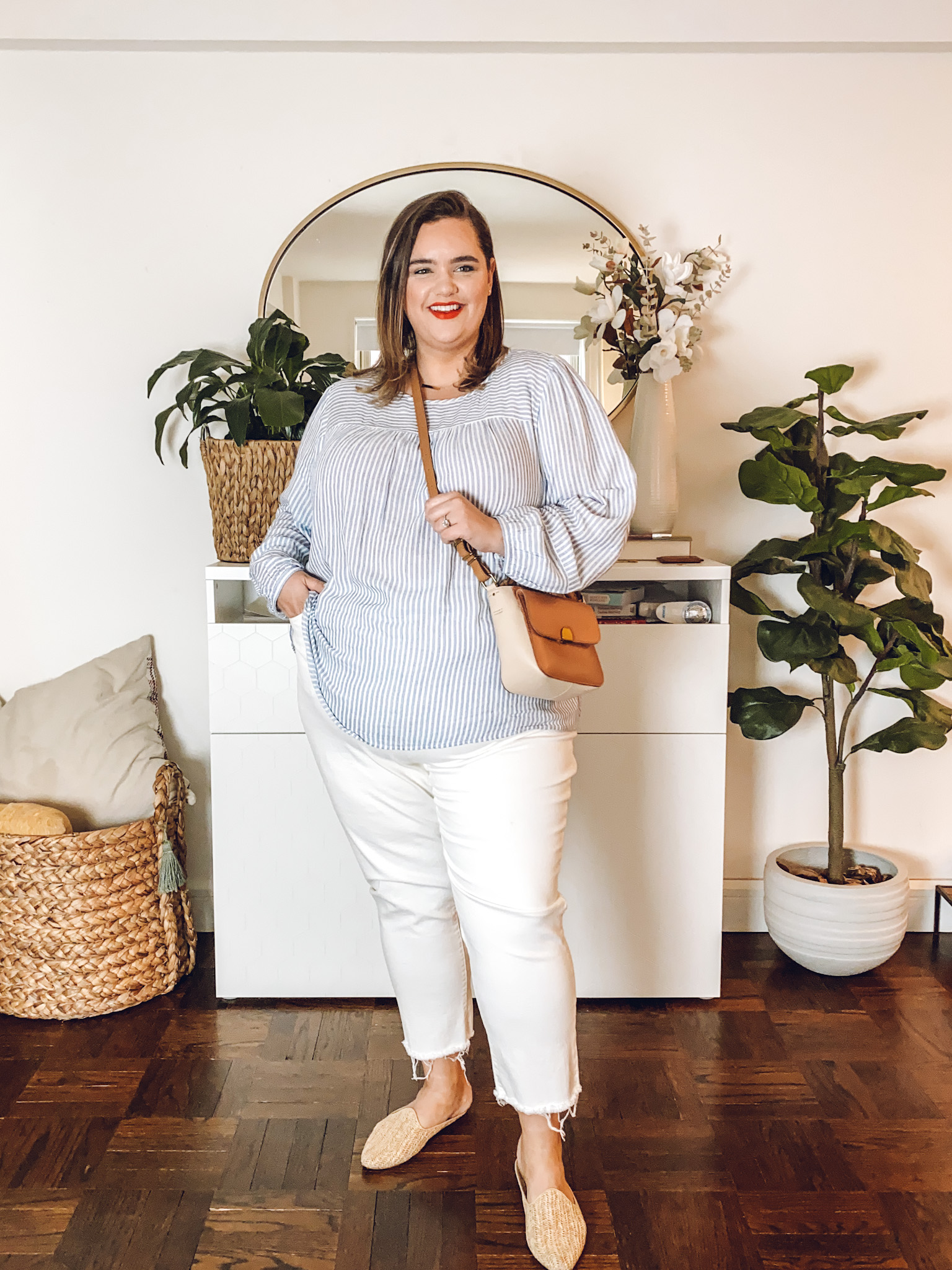 HOW TO STYLE WHITE JEANS FOR SPRING – MADDY GUTIERREZ