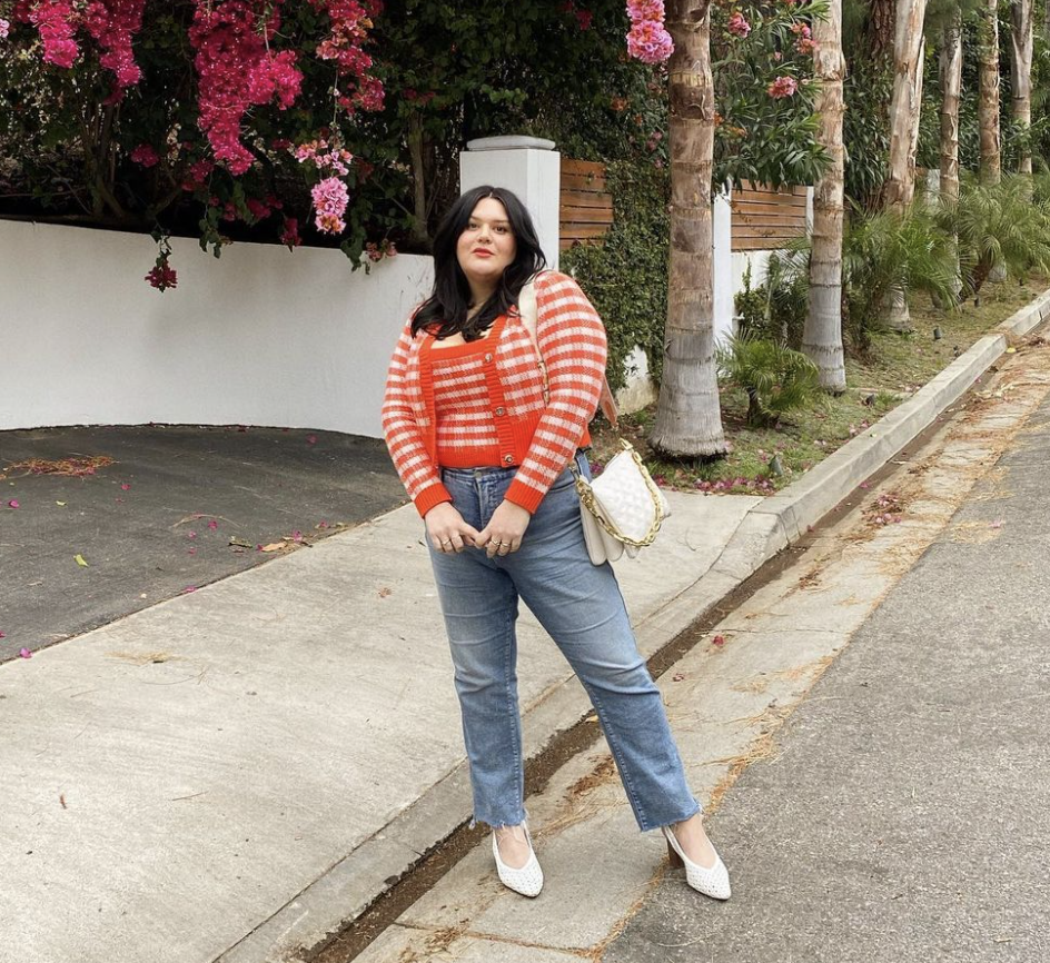 Plus Size Straight-Leg Jeans and How to Style Them